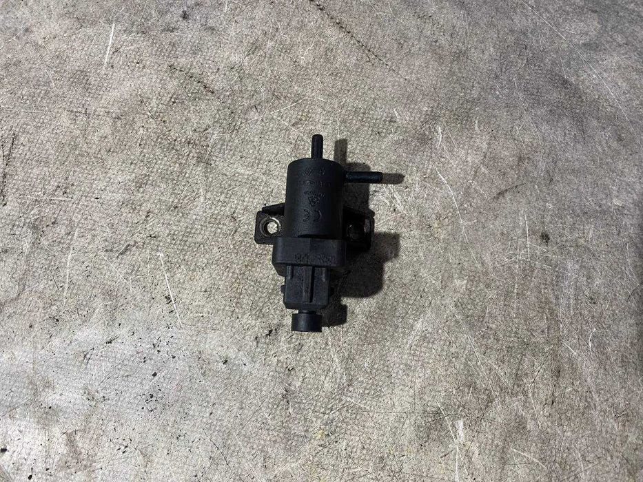Клапан електромагнітний EGR вакуумний Nissan Qashqai J10 / X-Trail T31 2.0 dCi 8200762597