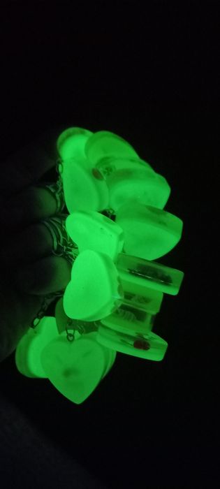 Vendo chaveiros muito raros ,fosforescente