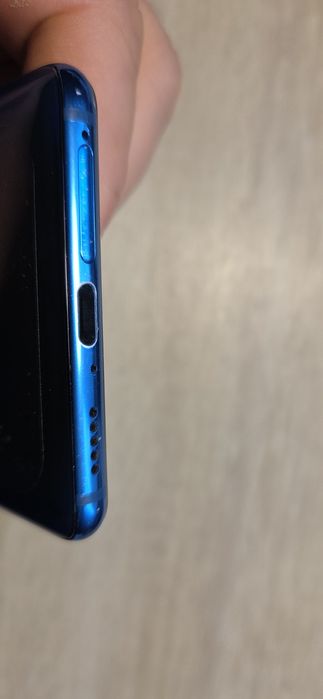 Xiaomi Mi 9T. 6/128 GB. Bardzo dobry stan.
