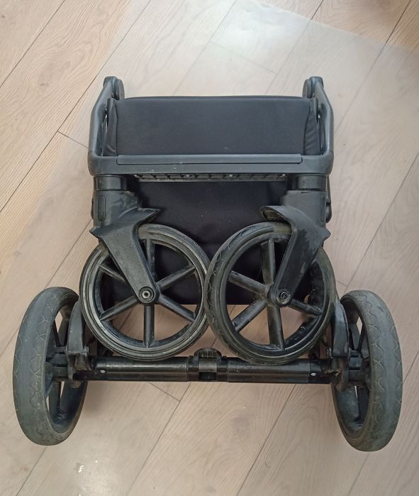 Коляска 2 в 1 Roan Bass