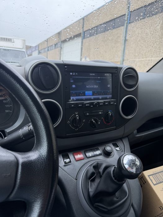 Radio Android carplay Citroen Berlingo Peugeot Partner