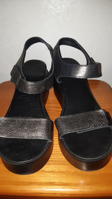 Босоножки LA PINTA