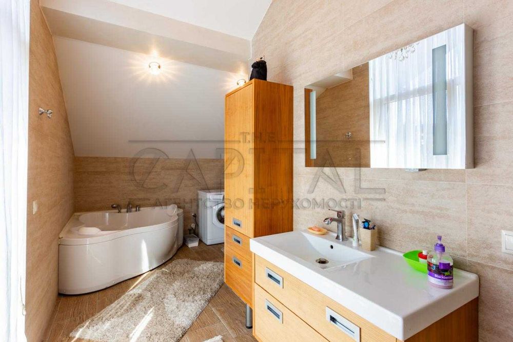 Продажа дома, Березовка, Макаровский р-н, ГАЗ, 25 км від Києва, сонячні панелі, Басейн