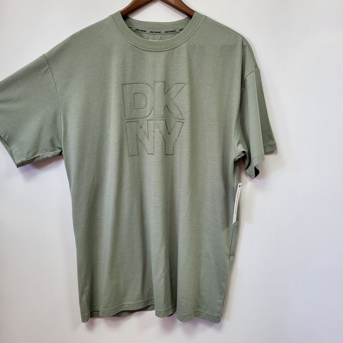 Футболки DKNY, оригінал, розміри M- XXL, нові.