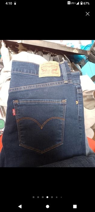 8 calças jeans Levi's W29 (6 usadas uma vez)
