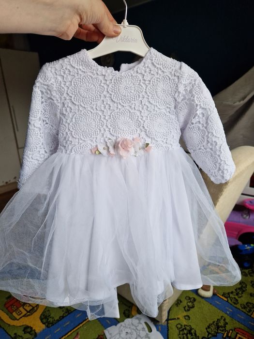 Sukienka do chrztu