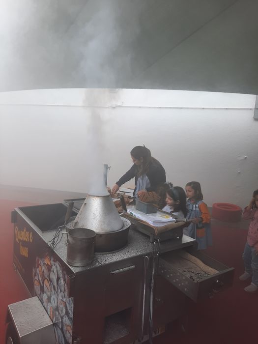 Castanhas assadas Branquinhas Festas Eventos Carrinhos apresentaveis