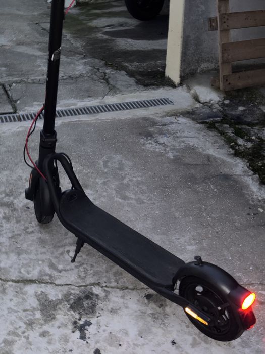 Navee v25 series (25km autonomia, 25km/h)