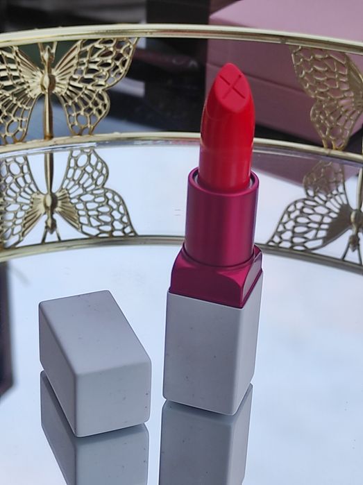 Smashbox pomadka nowa