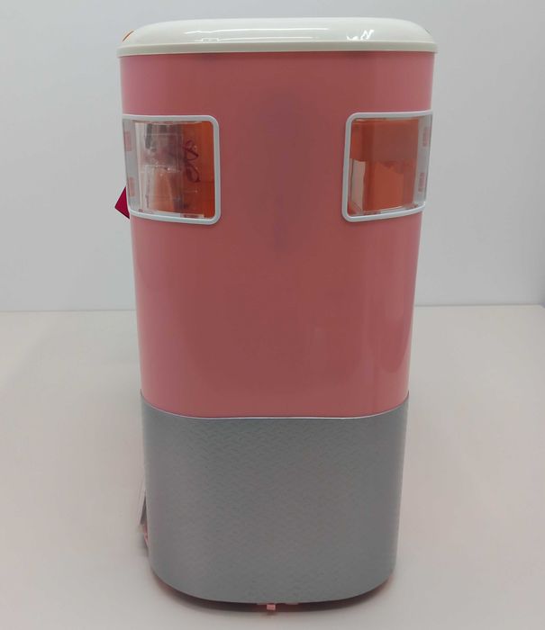 Our Generation: przyczepa do przewozu koni