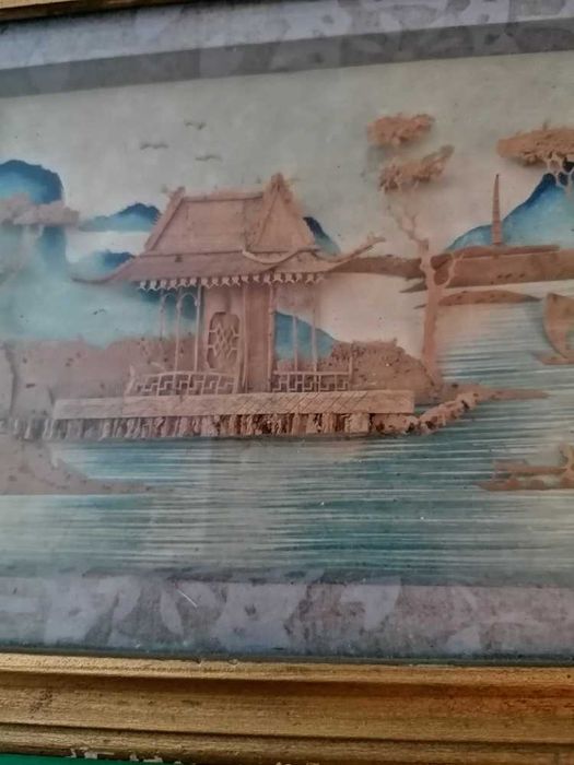Quadro antigo com diorama de cortiça de templo chinês