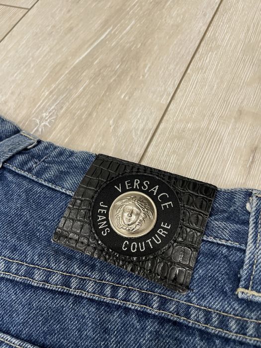 Оригінальні джинси Versace