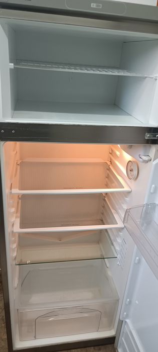 Lodówka Candy 142cm A+ Srebrna