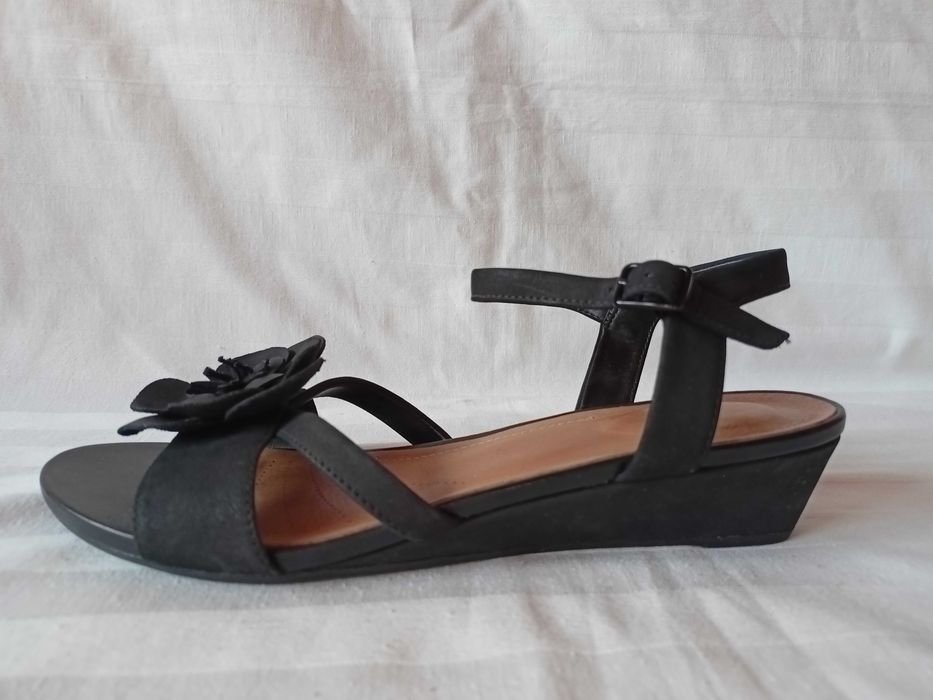 Clarks 41,5 / UK 7,5 D/ - dl. wkł. 26 - skóra- stan bdb
