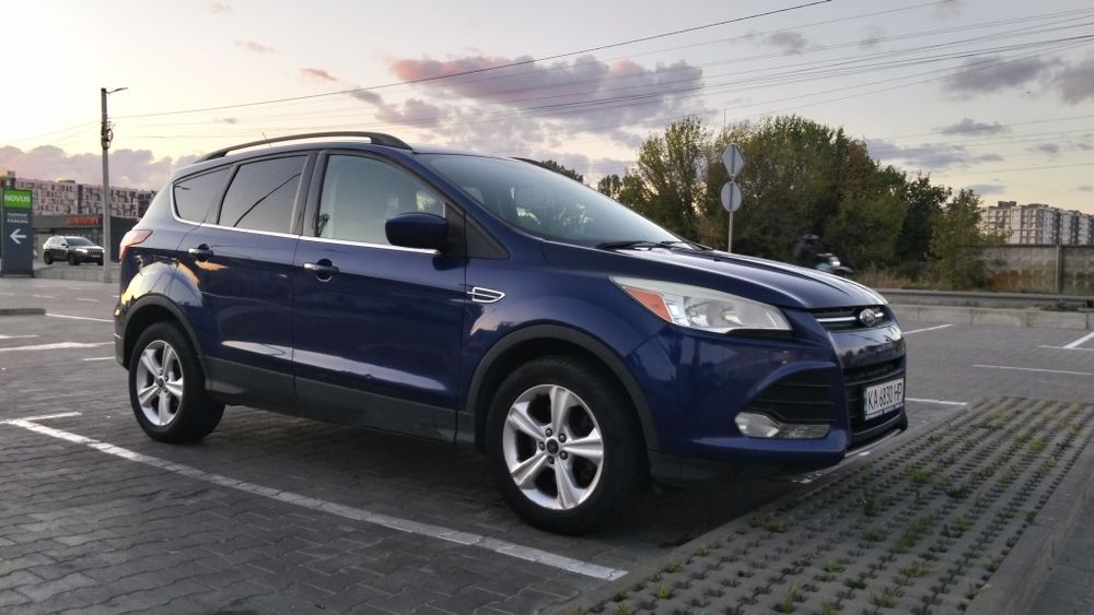 Продається форд Escape 2014,1.6 бензин ecoboost.
