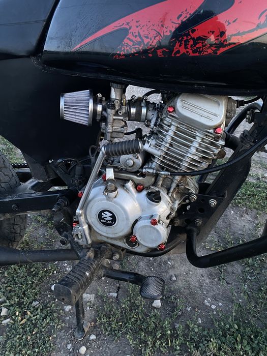 Bajadj Boxer 125