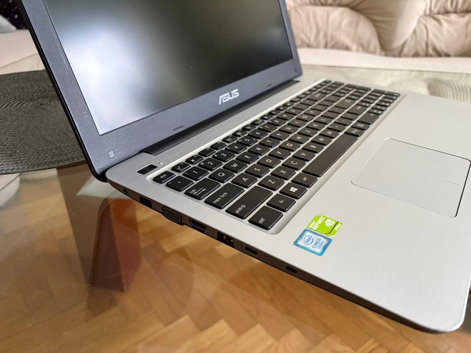 Laptop ASUS R558UQ + akcesoria