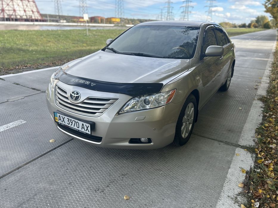 Продам Toyota Camry 40 3.5