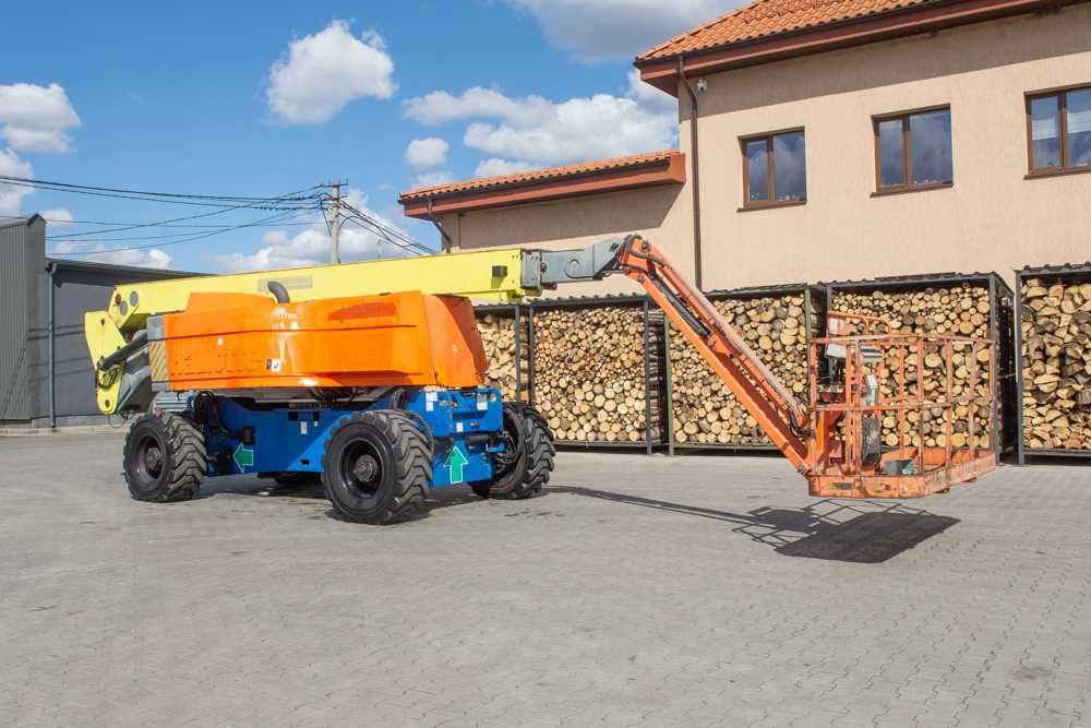 Підйомники Haulotte Ножичні Колінчасті від 10-32м 50 одиниць наявність