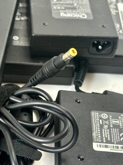 Chicony A15-180P1A 20V 9A 180W (5.5*2.5) Оригінальний блок живлення