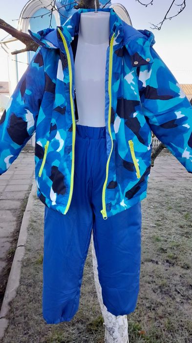 Новий зимовий дитячий костюм на 5-6 років