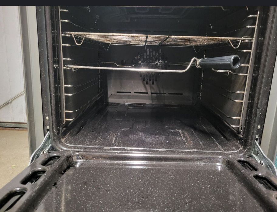 Kuchenka elektryczna Mastercook z termoobiegiem i rożnem Malbork • OLX.pl