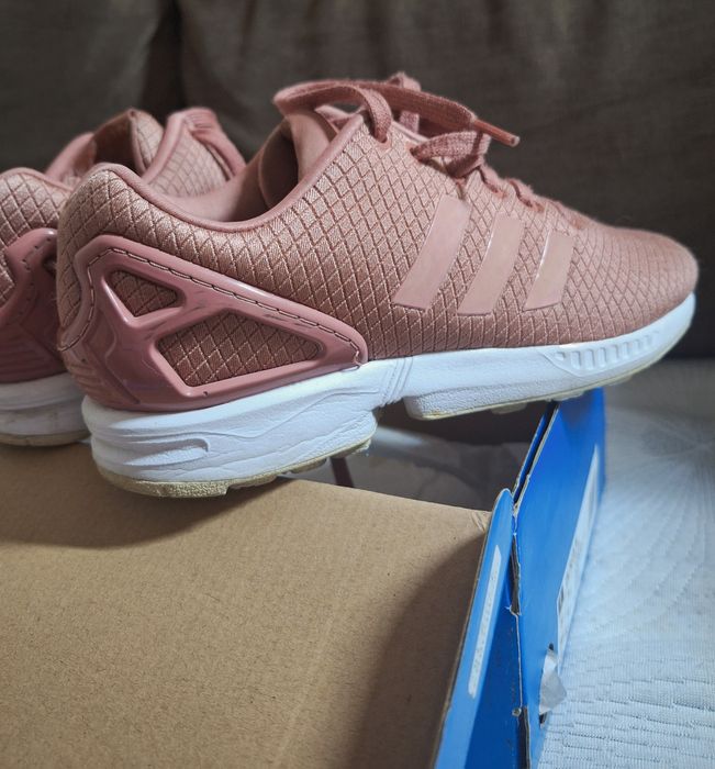 Adidas ZX Flux W – Tamanho 36 2/3 – Pouco usadas