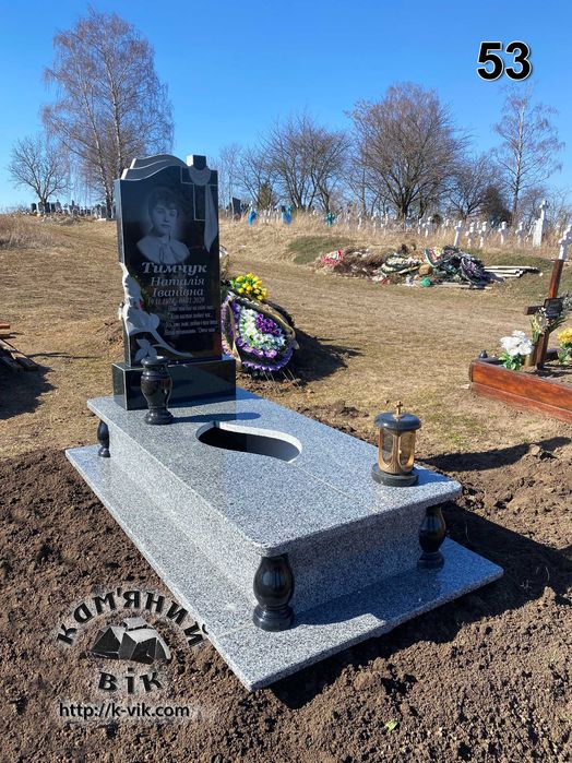Пам'ятники Сторожинець