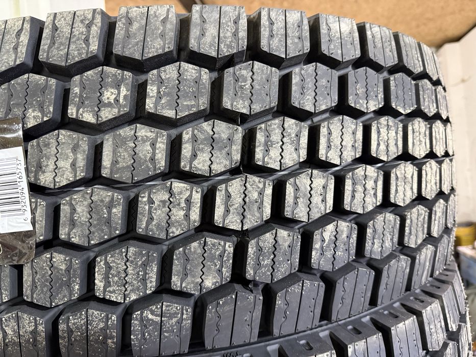Шини SICURO D09 315/70R22.5 (156/150L20PR)