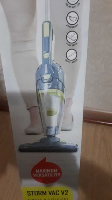 Скидка! Ручной легкий пылесос Sturm в рабочем состоянии.