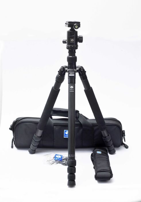 Tripé Sirui N-2204X Carbono