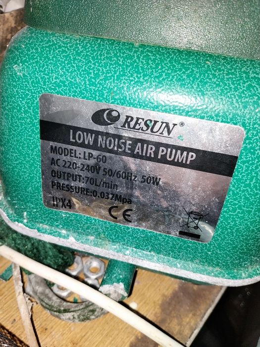 Resun LP-60 - pompa membranowa powietrza 70l/min 50W do oczka akwa