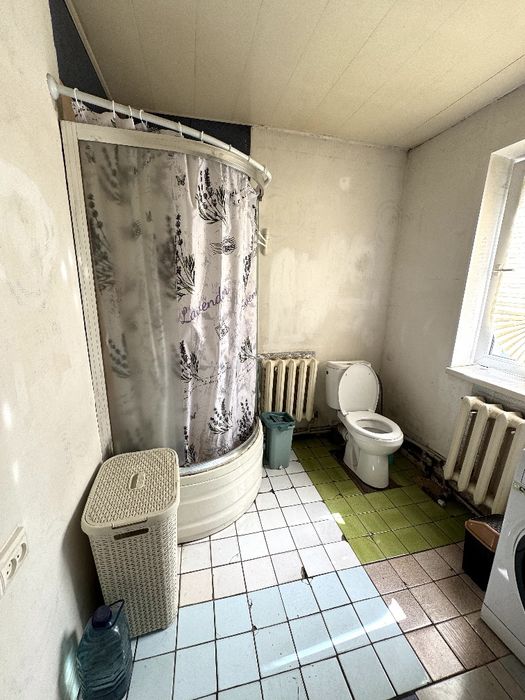 Продам просторный дом в Старых Кодаках.Парковая.