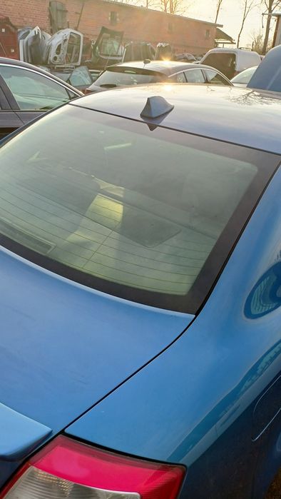 Audi A4-B6 sedan szyba tylna
