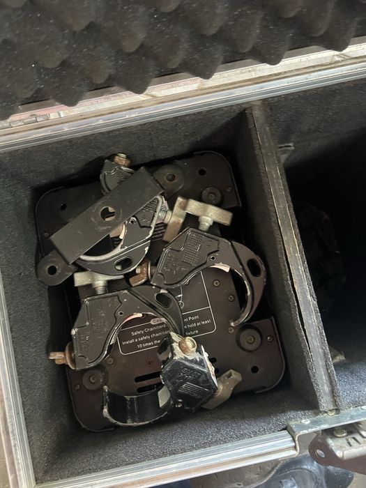 Case com 2 moving head spot led