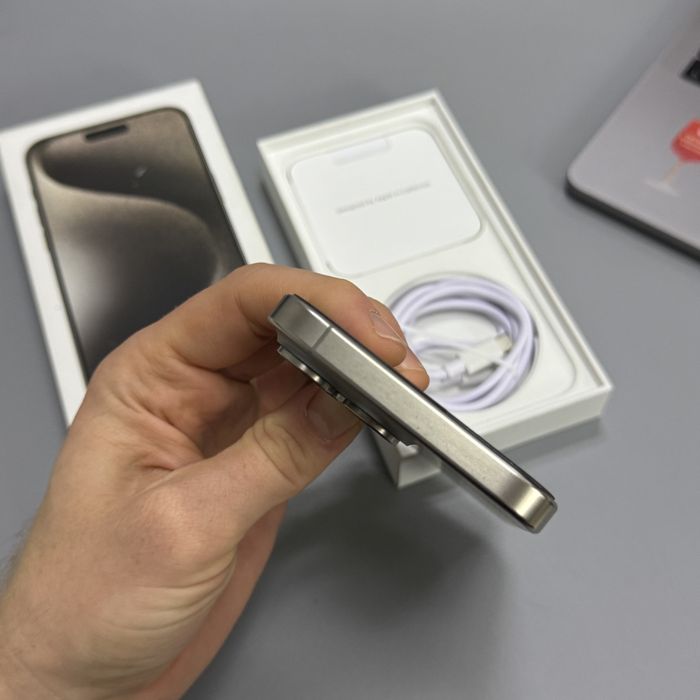 Продам iPhone 15 Pro Max 256 GB Natural Titanium NeverLock фіз. сім EU