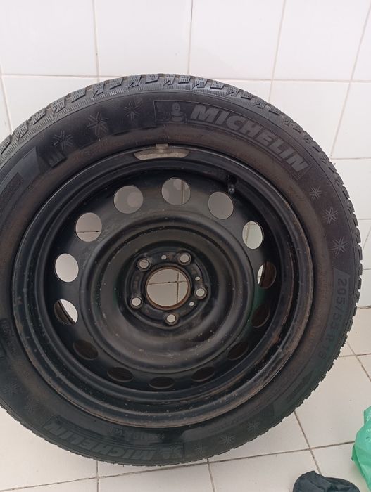 Jantes BMW com pneus novos