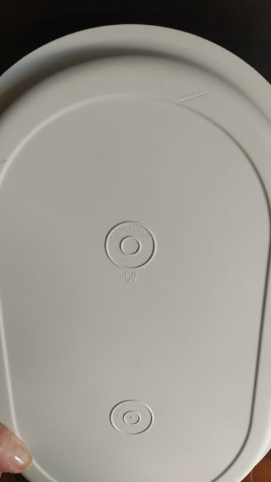 Tupperware da esquerda