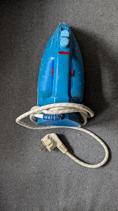 Żelazko 1200 W, sprawne