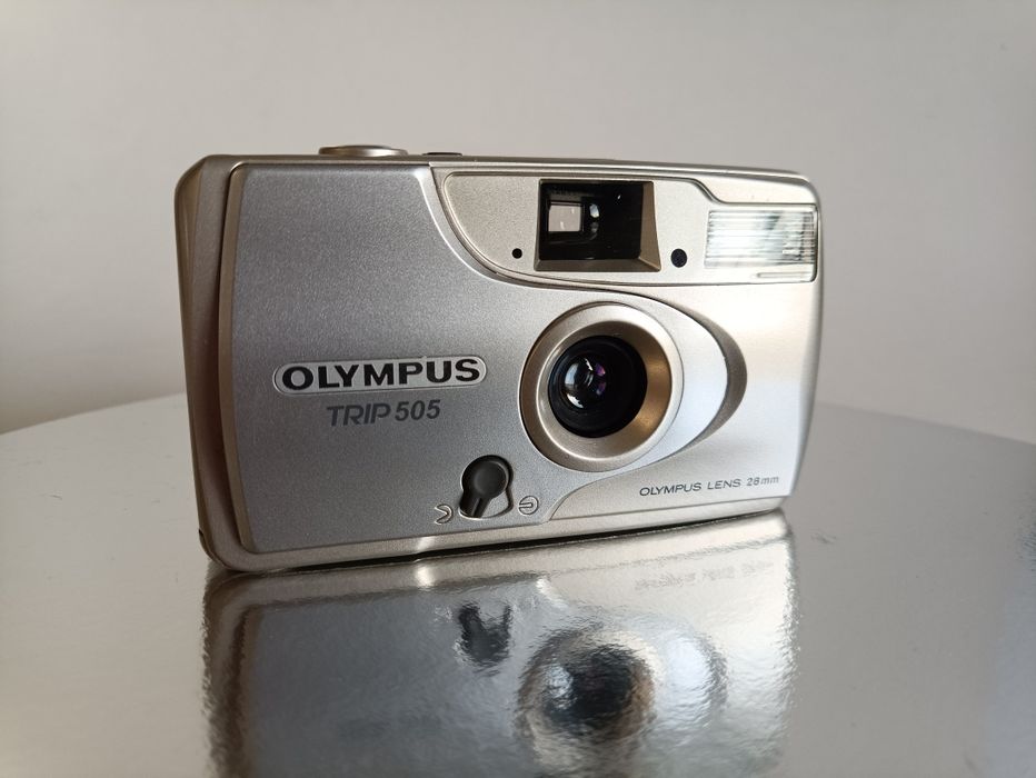 Olympus TRIP 505 плівкова,ідеал