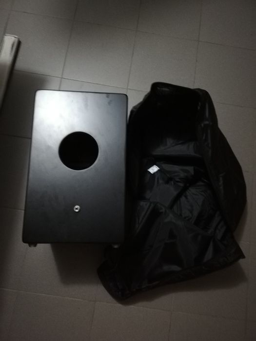 Cajon elétrico novo