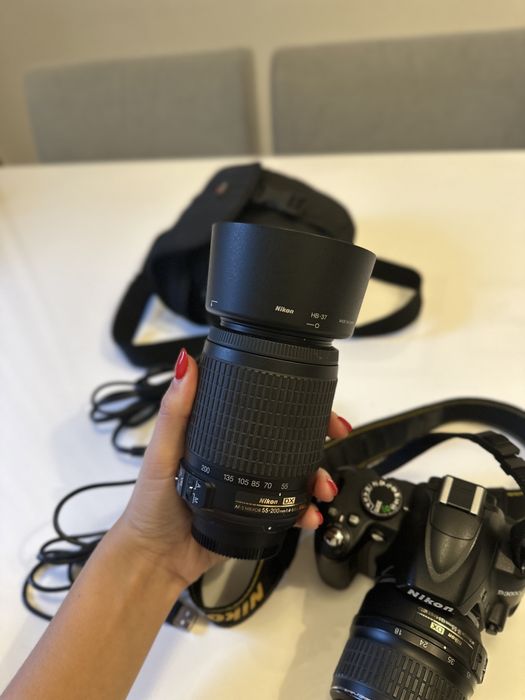 Nikon D3000 com todos os acessorios