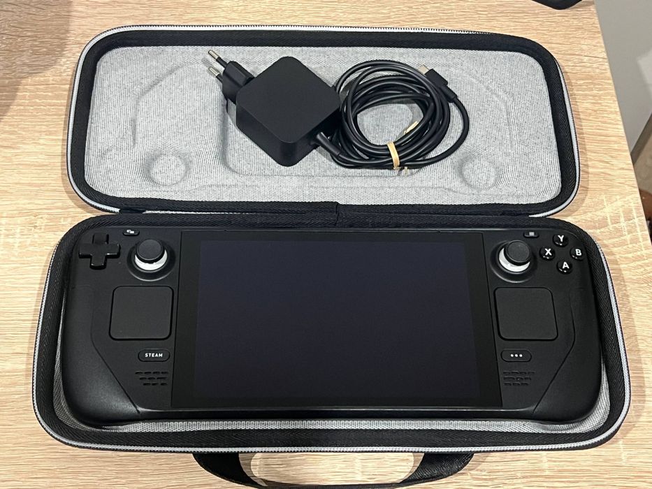 Steam Deck 512GB LCD - идеальное состояние, полный комплект