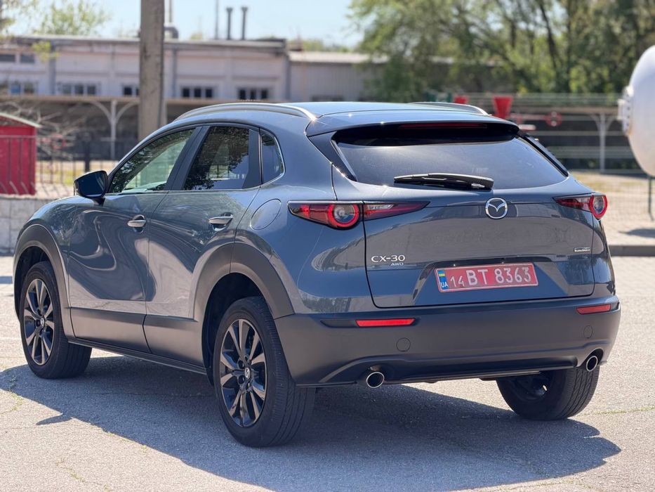 Mazda cx30 carbon edition 24 год
