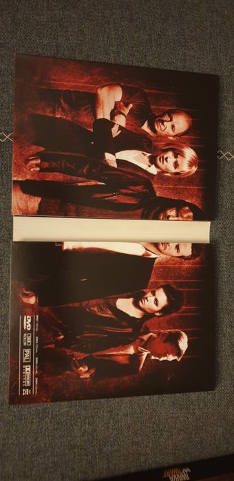 Serial Twarzą w twarz sezon 1 dvd x4