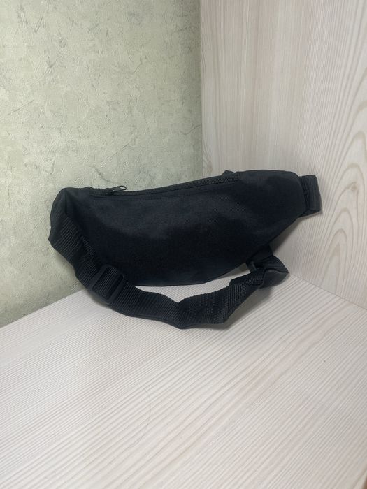 Сумка бананка lonsdale