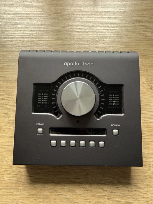 Universal audio apollo twin mk2