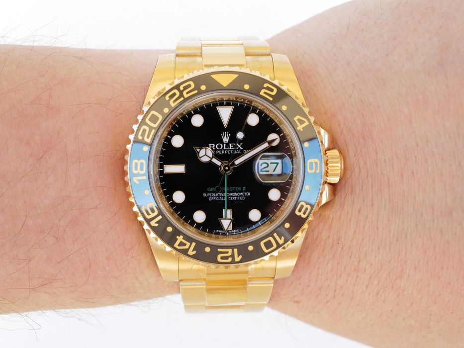 Rolex GMT-Master II 18K Yellow Gold Black Dial 40 NEW