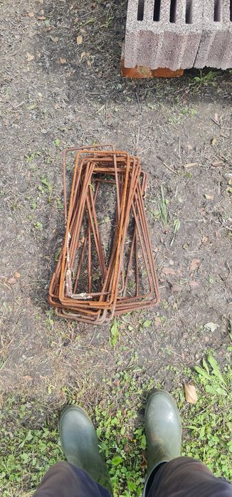 Strzemiona zbrojeniowe