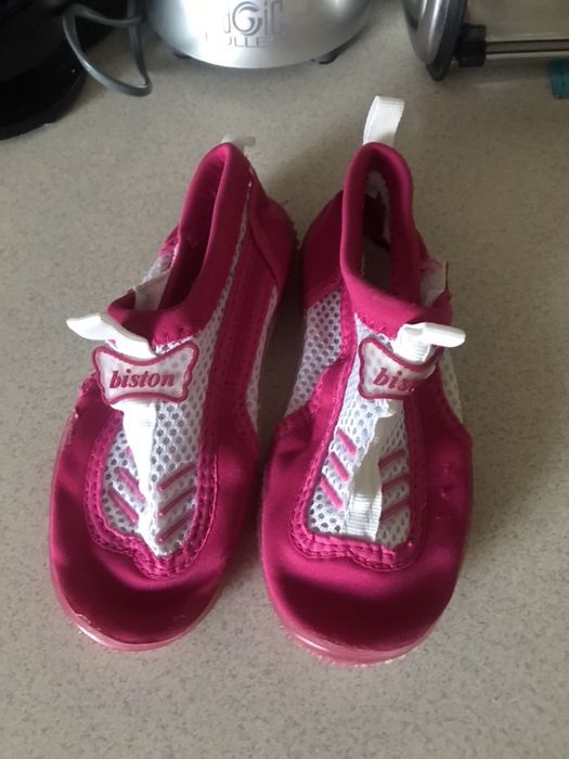 Buty do wody do plywania na rzepy r. 29